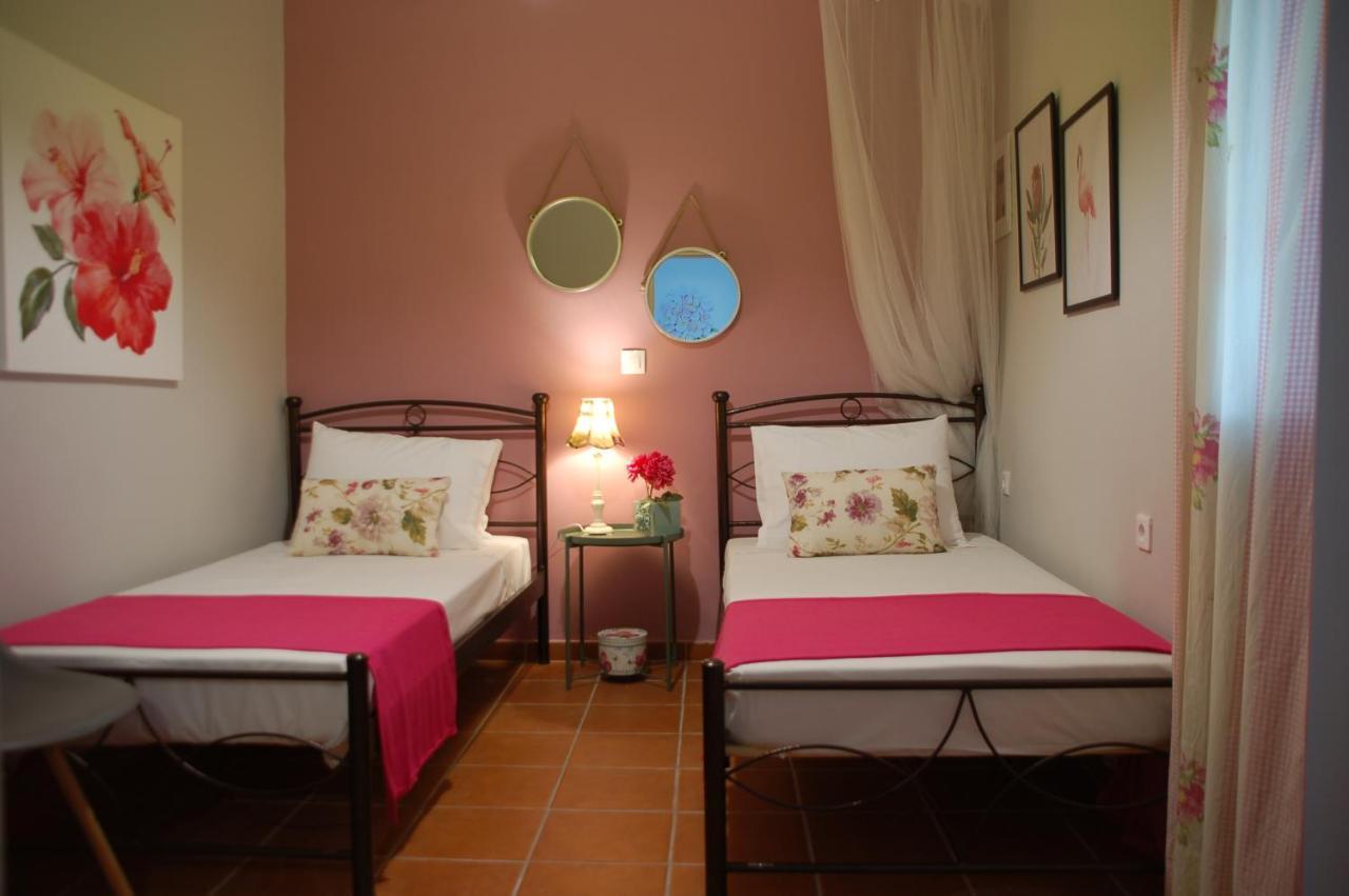 Domenica Apts II ลากานาส ภายนอก รูปภาพ