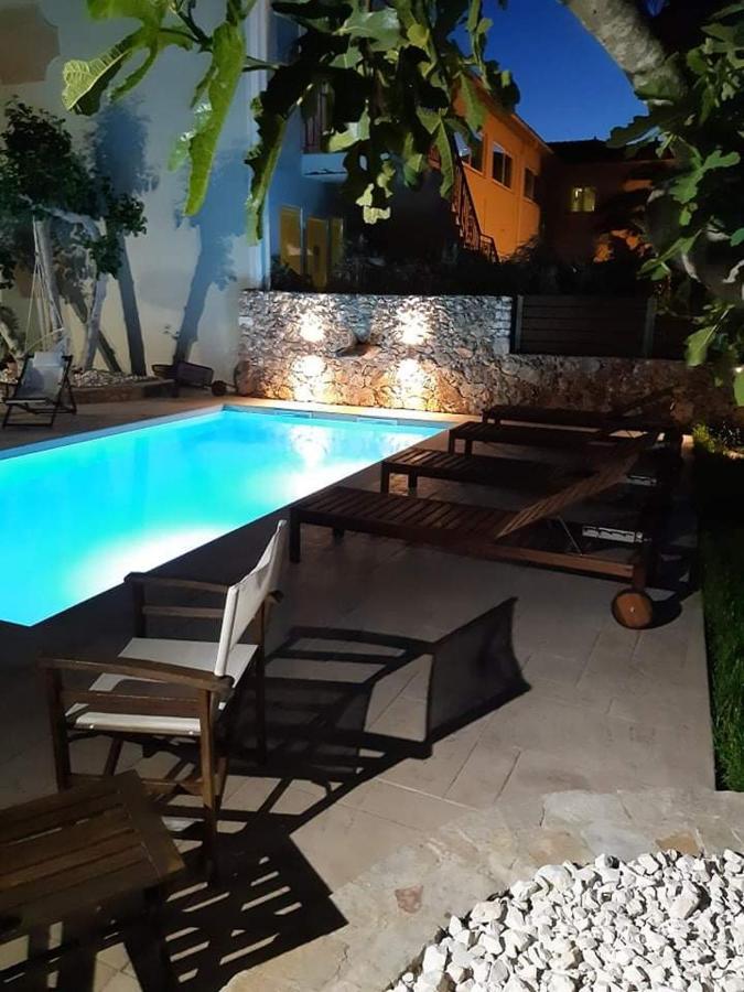 Domenica Apts II ลากานาส ภายนอก รูปภาพ